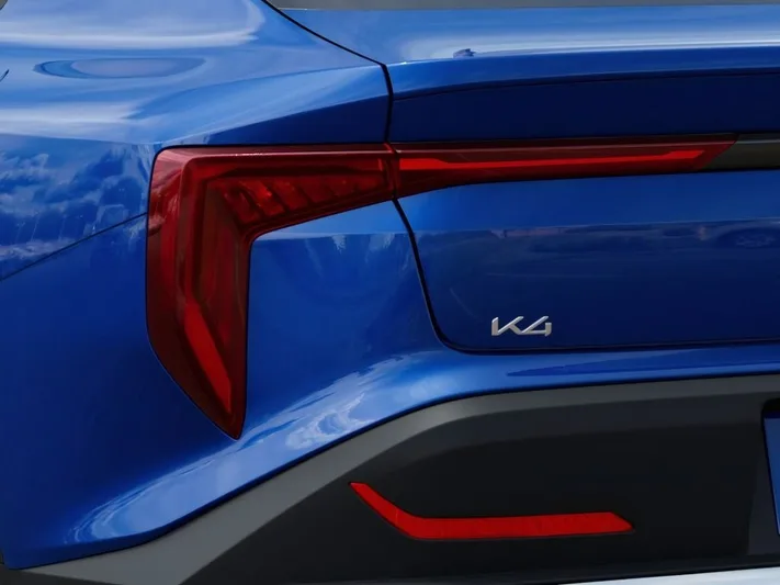 2026 Kia K4 - view 11