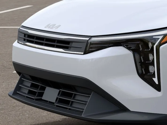 2026 Kia K4 - view 12