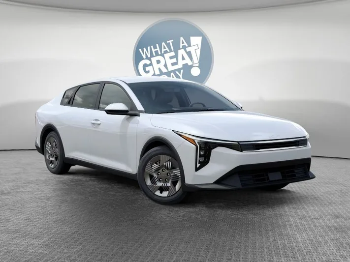 2026 Kia K4 - view 8
