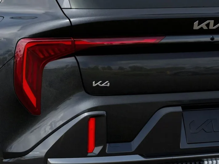 2026 Kia K4 - view 11