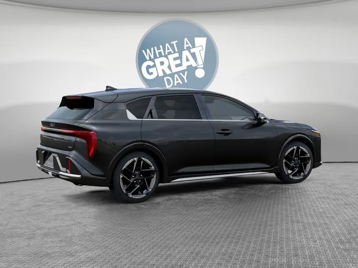 2026 Kia K4 - view 6