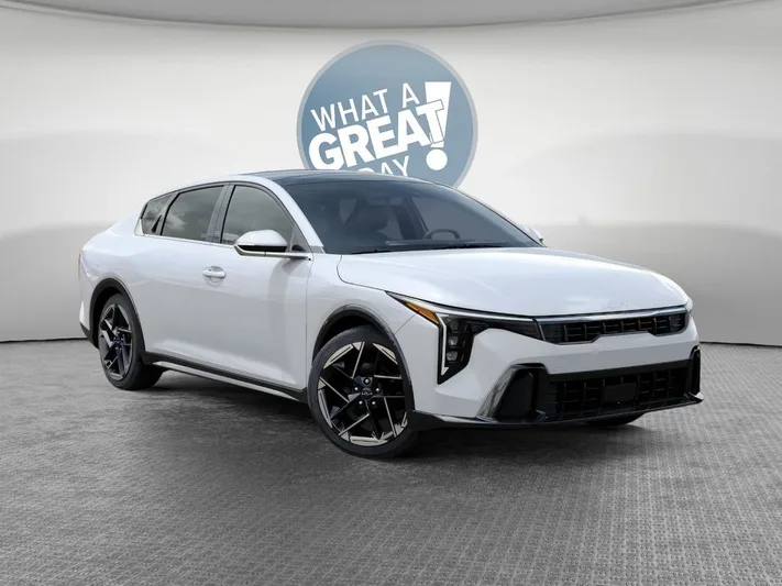 2025 Kia K4 - view 8