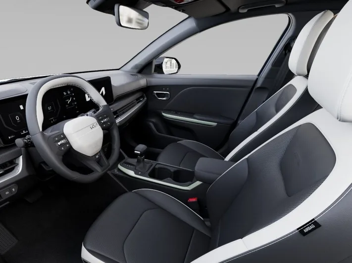 2026 Kia K4 - view 17