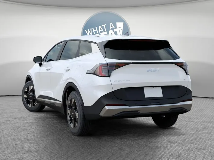 2026 Kia Sportage - view 4