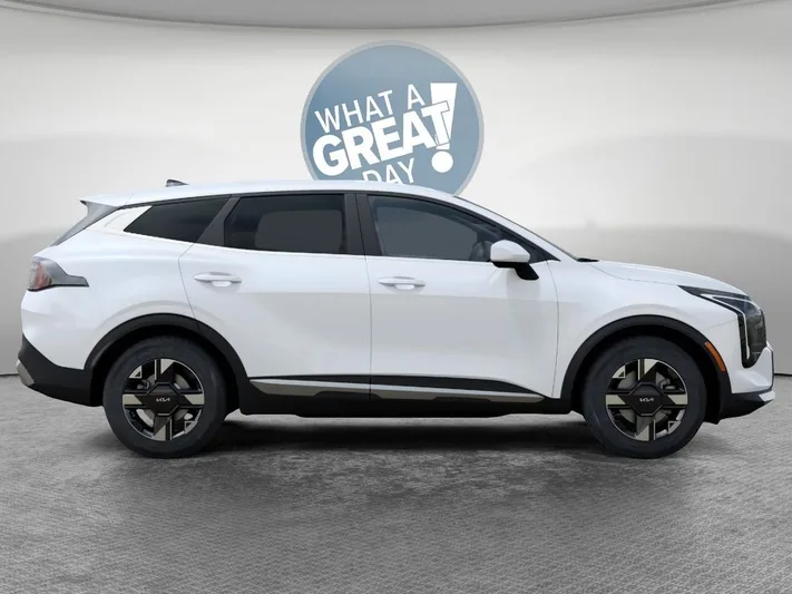 2026 Kia Sportage - view 7