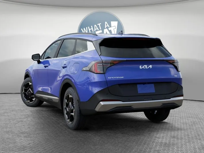 2026 Kia Sportage - view 4