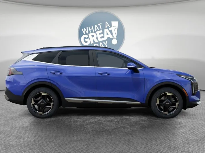 2026 Kia Sportage - view 7