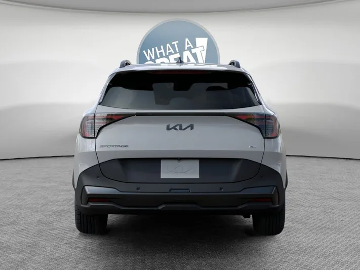 2026 Kia Sportage - view 13