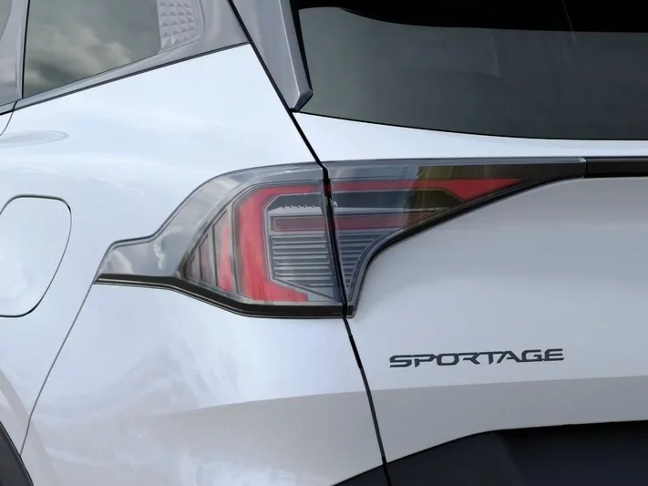 2026 Kia Sportage - view 11