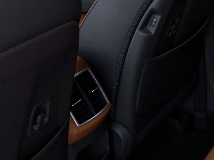 2026 Kia Sportage - view 26