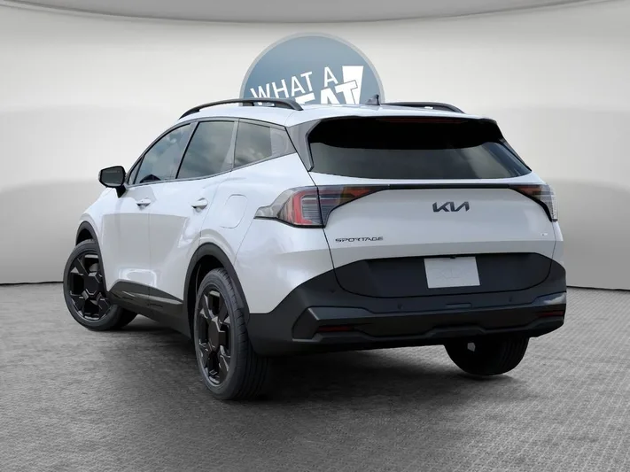 2026 Kia Sportage - view 4