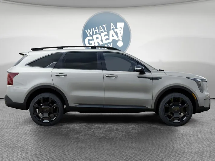 2026 Kia Sorento - view 7