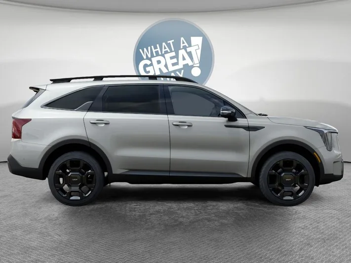 2026 Kia Sorento - view 7