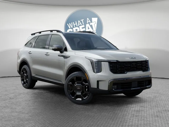 2026 Kia Sorento - view 8