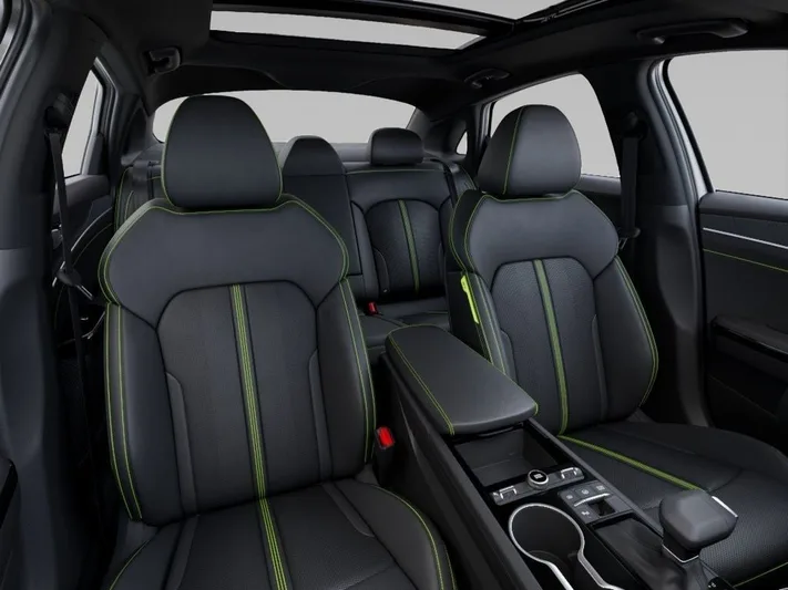 2026 Kia K5 - view 15