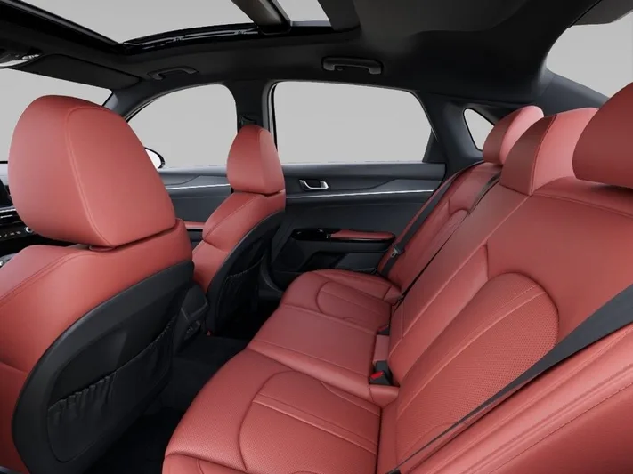 2026 Kia K5 - view 18