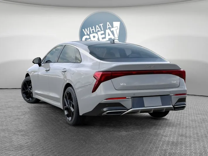 2026 Kia K5 - view 4