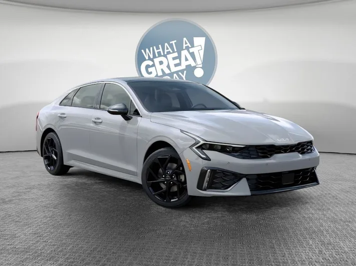 2026 Kia K5 - view 8