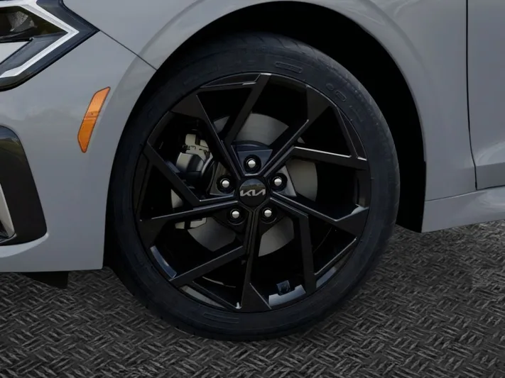 2026 Kia K5 - view 9
