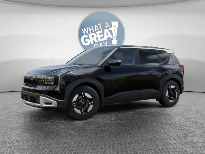 2027 Kia Seltos - view 3