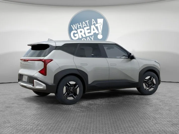 2027 Kia Seltos - view 6