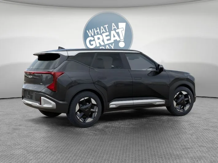 2027 Kia Seltos - view 6