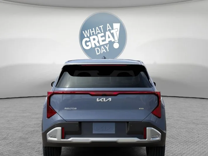 2027 Kia Seltos - view 13