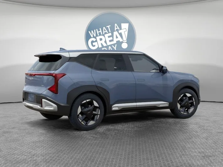 2027 Kia Seltos - view 6