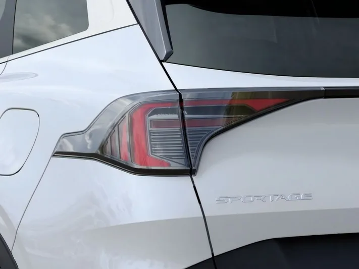 2026 Kia Sportage - view 11
