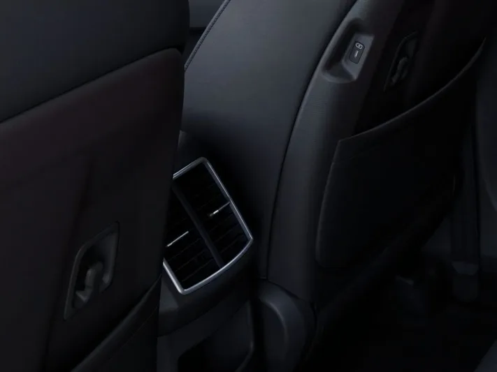 2026 Kia Sportage - view 26