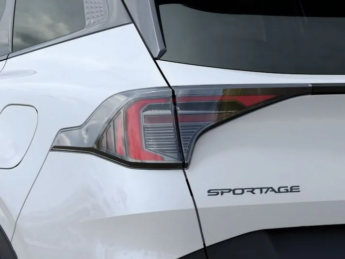 2026 Kia Sportage - view 11