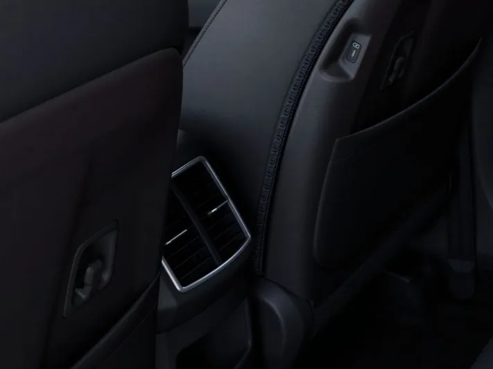 2026 Kia Sportage - view 26