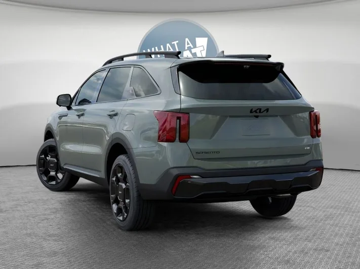 2026 Kia Sorento - view 4