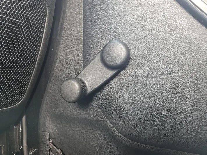 2015 Jeep Wrangler - view 28