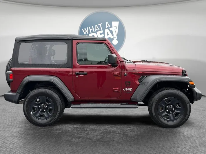 2021 Jeep Wrangler - view 2