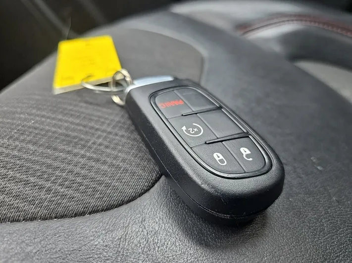2018 Jeep Cherokee - view 13