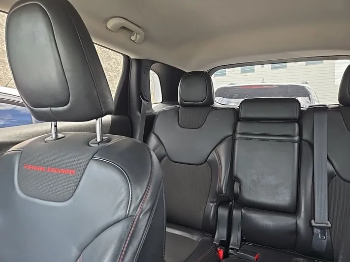 2018 Jeep Cherokee - view 29