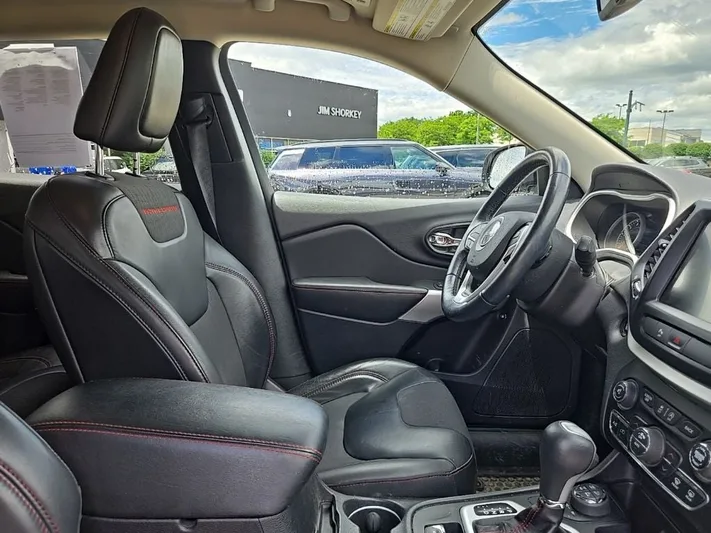 2018 Jeep Cherokee - view 36