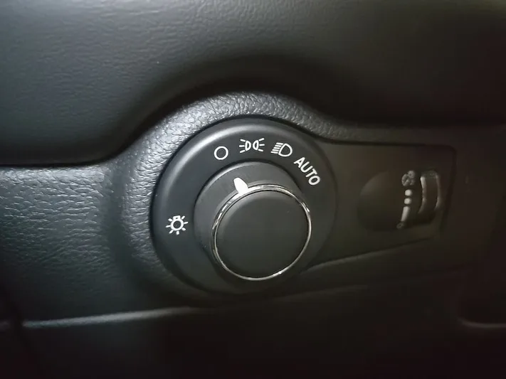 2024 Dodge Durango - view 25