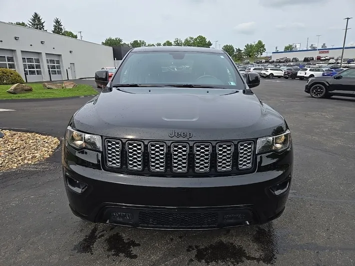 2019 Jeep Grand - view 10