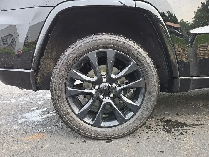 2019 Jeep Grand - view 11