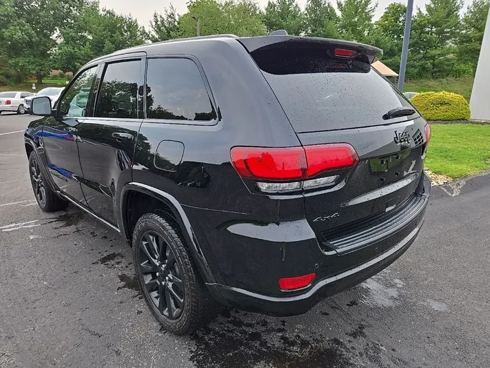 2019 Jeep Grand - view 6