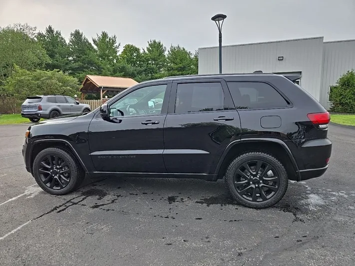 2019 Jeep Grand - view 7