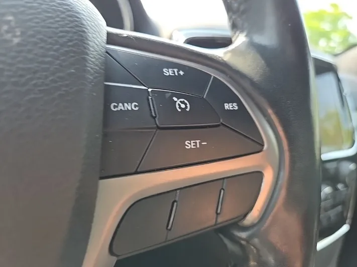 2020 Jeep Grand - view 18