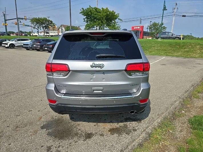 2020 Jeep Grand - view 4