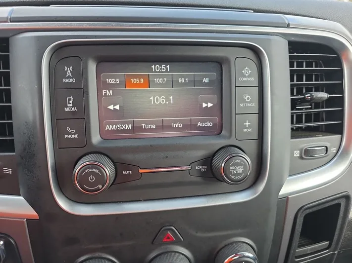 2023 RAM 1500 - view 17