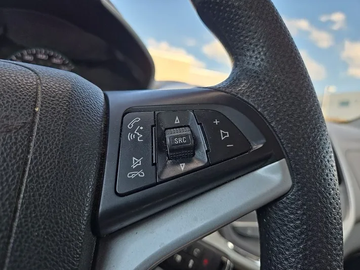 2018 Chevrolet Sonic - view 18