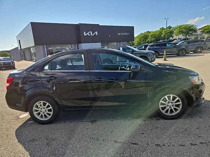 2018 Chevrolet Sonic - view 2