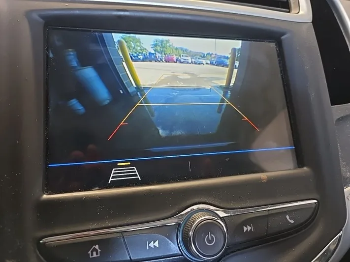 2018 Chevrolet Sonic - view 25