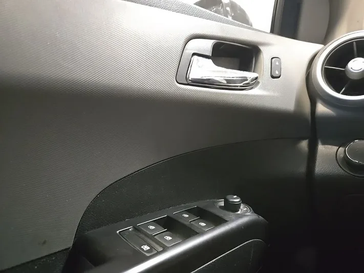 2018 Chevrolet Sonic - view 28